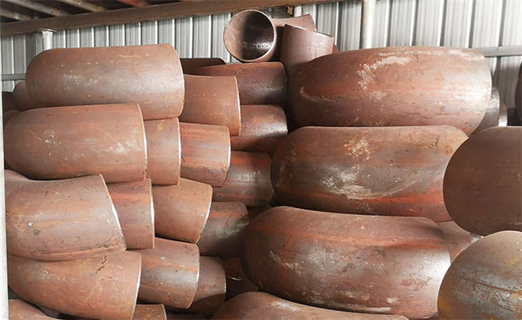 鋼材場鍍鋅鋼板，防城港鋼鐵世界2800mm螺旋鋼管，720-8螺旋焊管，給水螺旋鋼管