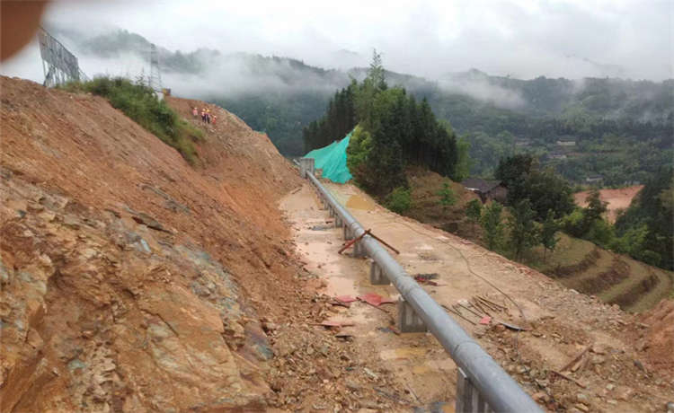 711mm螺旋鋼管，南寧自來(lái)水供水鋼管，DN200螺旋管，濾水鋼管廠家