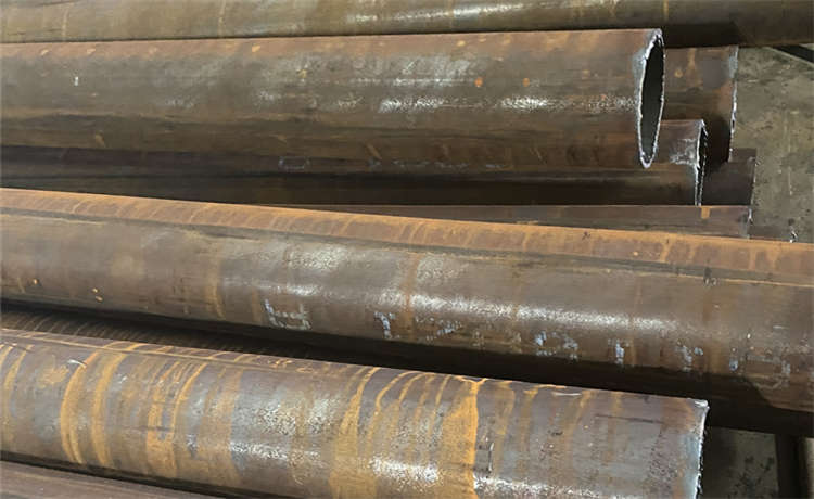 1620-14螺旋鋼管，1500自來水防腐鋼管，鋼材場鋼護(hù)筒廠商，大口徑螺旋管廠家