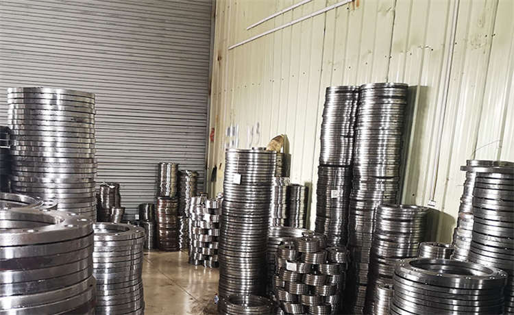 200mm螺旋管，廣州1220-8mm螺旋鋼管，鋼鐵世界2300mm螺旋鋼管，有沒有加工鋼護(hù)筒的