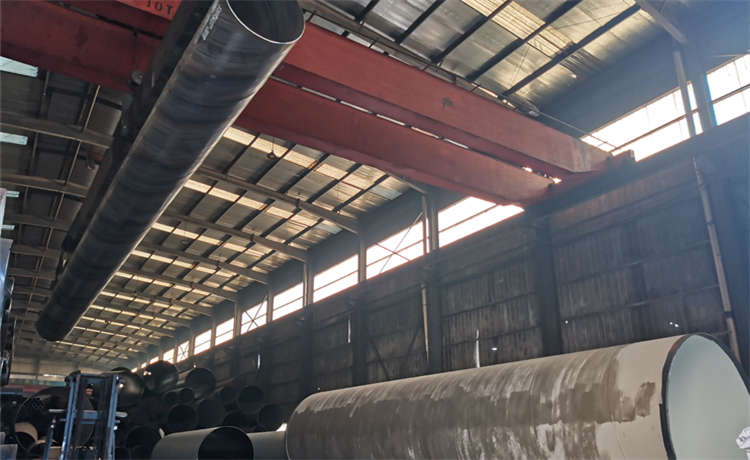 2420-10mm螺旋鋼管，1300供水鋼管，2320螺旋鋼管生產(chǎn)廠家，鋼材場打樁螺旋管廠家