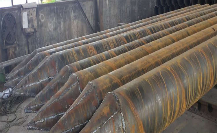 dn2200mm螺旋鋼管，江門dn2000螺旋焊管，800-16螺旋管，鋼材場螺旋管型號規(guī)格