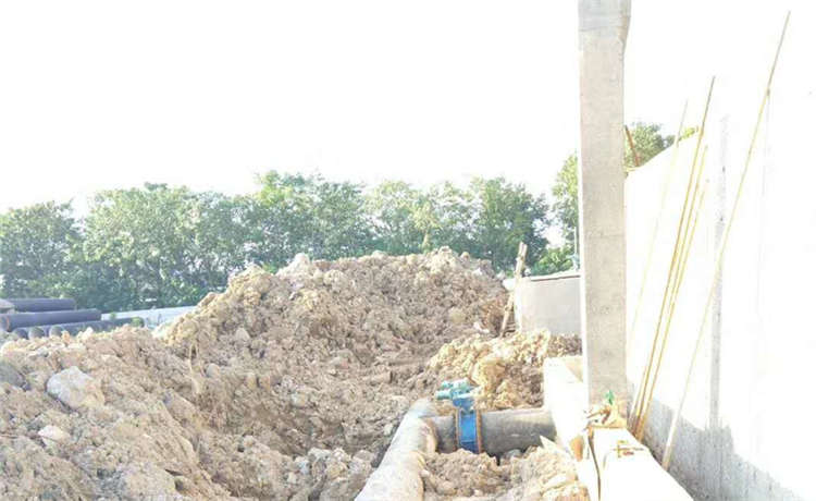 鋼材場鋼護(hù)筒廠家，鋼材場排水螺旋鋼管，鋼材場2000mm螺旋焊管，鋼材場Q355BH型鋼