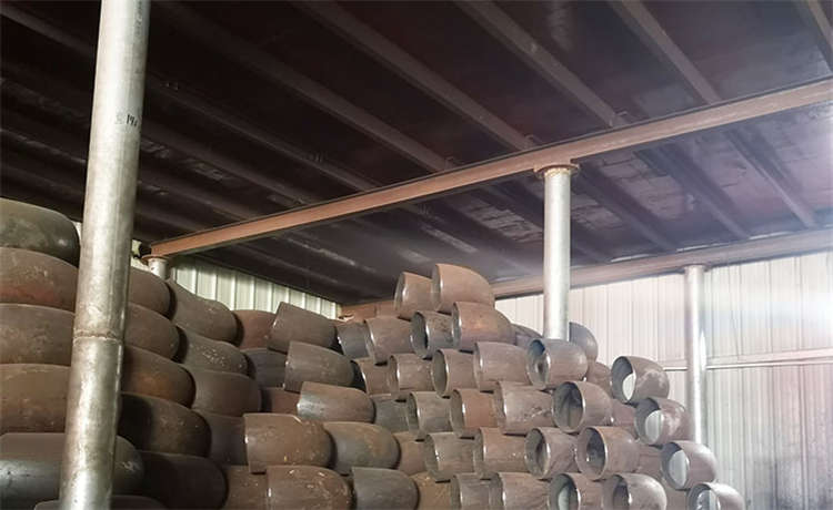 377-6mm螺旋焊管，江門(mén)鋼材場(chǎng)焊接鋼管，鋼材場(chǎng)Q235B打樁鋼護(hù)筒，有沒(méi)有加工鋼護(hù)筒的