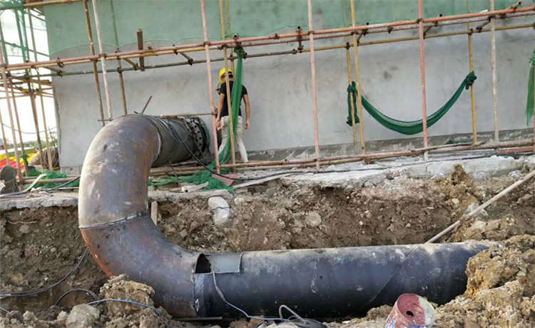 防腐螺旋廠家，鋼材場鋼護筒加工，836mm螺旋鋼管，530-8mm螺旋鋼管