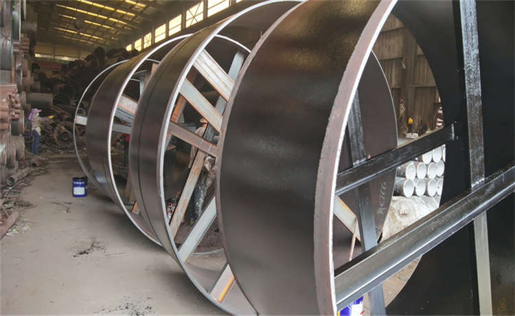 1820mm螺旋鋼管，鋼材場1120mm螺旋焊管，鍍鋅鋼管，旋挖樁鋼護(hù)筒廠家