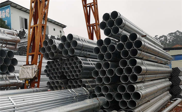 河源325-8mm螺旋鋼管，1320-8-10-12-14mm螺旋焊管，內(nèi)徑1400mm螺旋焊管，污水管道廠家